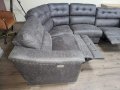 Кафяв ъглов диван от плат La-z-boy с електрически релаксиращ механизъм, снимка 12
