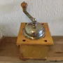 Дървена кафемелачка, стара, снимка 7