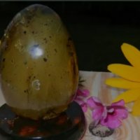Старинно яйце от 100% натурален Балтийски кехлибар 1900 година. , снимка 2 - Антикварни и старинни предмети - 26961686