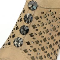 Caprice, Немски Дамски сандали с ефектни камъни, снимка 2 - Сандали - 28315255