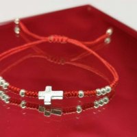 Дамска, мъжка, детска гривна от червена корда и сребърен кръст, снимка 2 - Гривни - 28029092