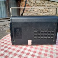 Старо Радио,Радиоприемник Гиала 407, снимка 3 - Антикварни и старинни предмети - 33322493