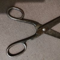 Стари шивашки ножици, снимка 2 - Антикварни и старинни предмети - 37229327