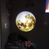 Ново! Usb Led Прожекционна лампа Луна, Проектор Led Нощна светлина за Декорация на стена. , снимка 4 - Прожектори - 40439536