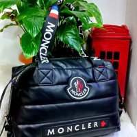 Дамска чанта Moncler , снимка 1 - Чанти - 40738635