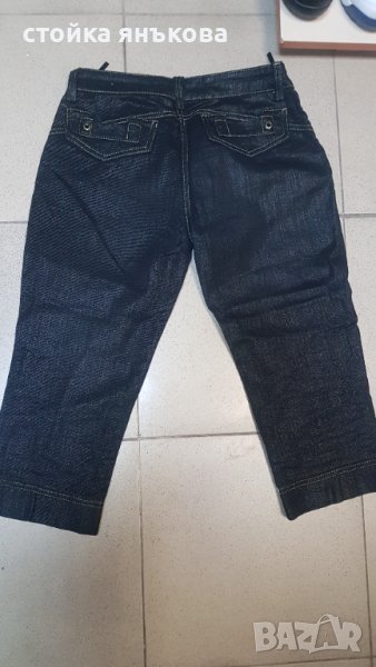 Продавам дамски черен панталон 7/8 леко лъскав , снимка 1