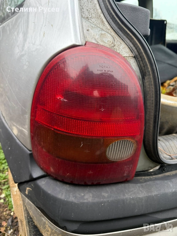 ляв и десен стоп стопове   за opel corsa  B 1.5TD   цена 20 лв или 10.23 евро общо левият има леко т, снимка 1