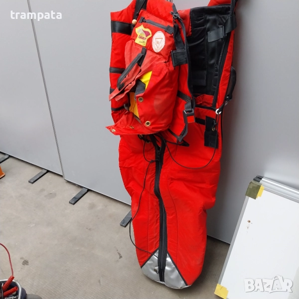 ТОП ОФЕРТА -50%  Charly Затворена СБРУЯ + Парашут за парапланер, снимка 1