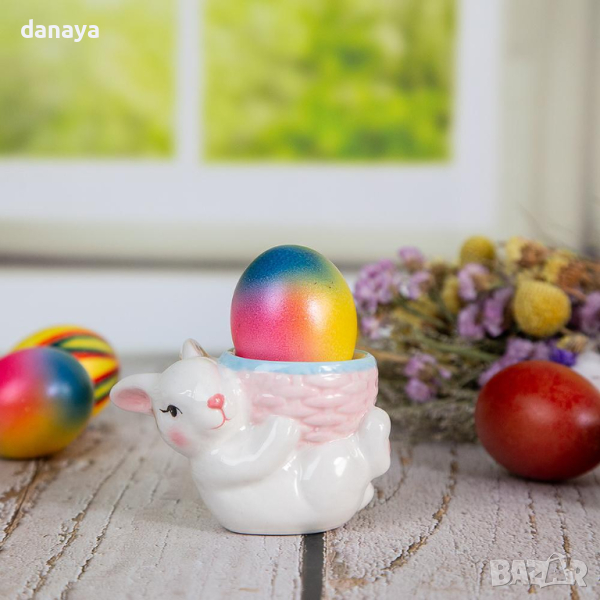 4599 Керамична поставка за великденско яйце Зайче с кошница, снимка 1