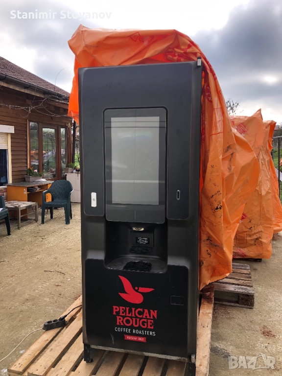 Вендинг машина CRANE INFINITY TOUCH, снимка 1