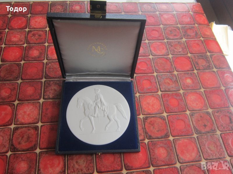 Порцеланова картина пано медал в кутия Фридрих2 порцелан, снимка 1