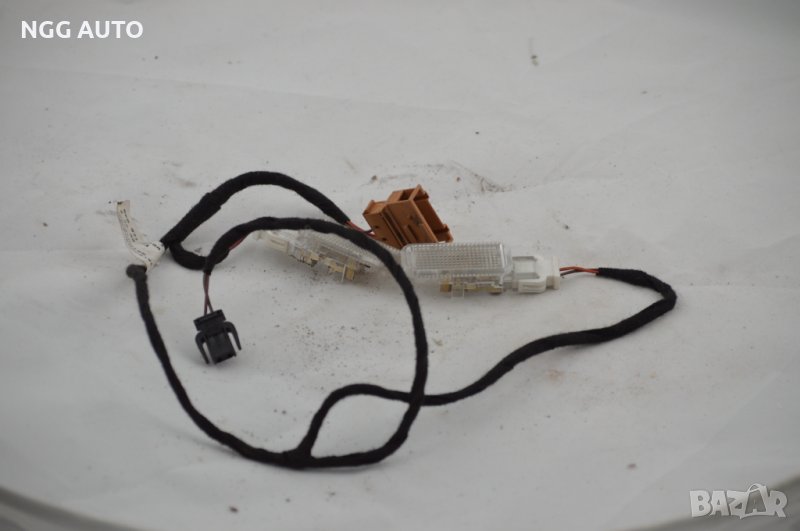 Инсталация светлини за жабка за Audi A4 Avant B7, снимка 1