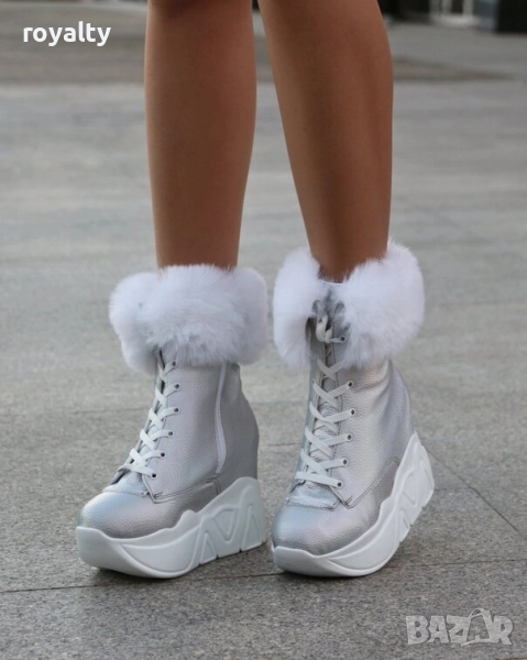 Боти на платформа - сребриста кожа с бяло ходило, снимка 1