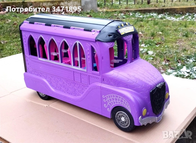 Парти-автобус с бар за кукли Монстър Хай и Барби / Monster High Bus, снимка 8 - Кукли - 53115633