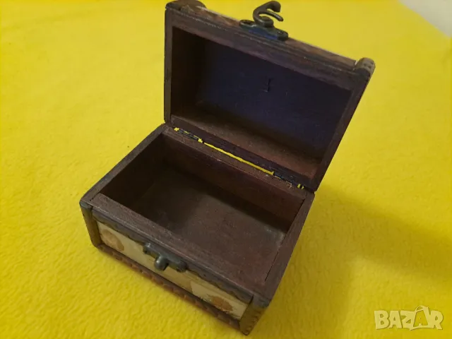 Две кутийки декоративни , снимка 4 - Декорация за дома - 47389541