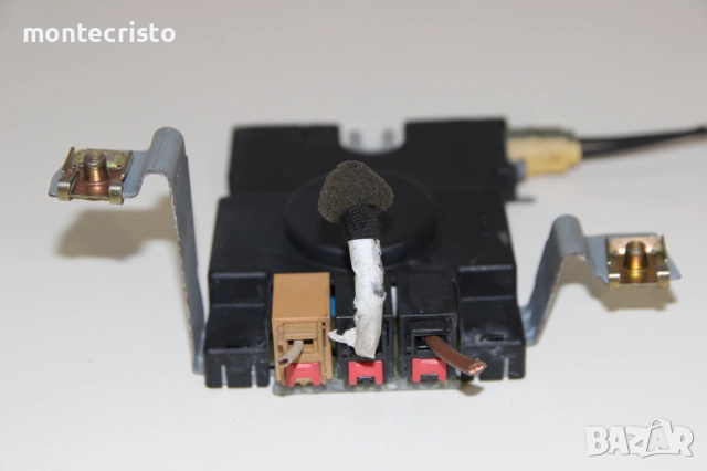 Усилвател антена Audi A3 8P (2003-2008г.) 8P3035225D / 8P3 035 225 D, снимка 3 - Части - 52412728