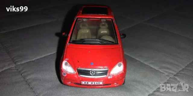 Mercedes Benz A140 Red Hongwell - Мащаб 1:43, снимка 6 - Колекции - 47979546