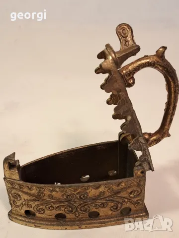 ретро месингова ютия 24/4, снимка 5 - Антикварни и старинни предмети - 49525191