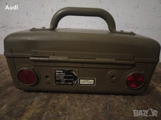 Радио-касетофон и диск на фирмата Roadstar,изработено по поръчка за автомобилната компания Jeep. Със, снимка 4 - Радиокасетофони, транзистори - 43528295