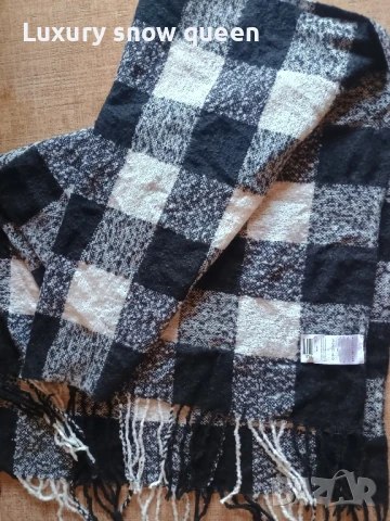 вълнен шал нови 2метра , снимка 2 - Шалове - 50560136