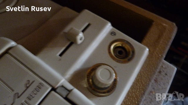 Лампов магнетофон, снимка 4 - Антикварни и старинни предмети - 53391392