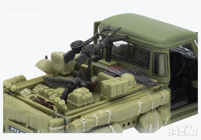 Land Rover III 109 Military Pickup 1987 - мащаб 1:43 на Cararama/Oxford моделът е нов в кутия, снимка 3 - Колекции - 35483589