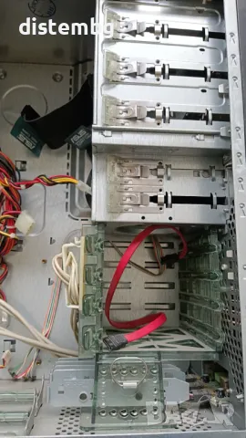 Компютърна кутия Foxconn middle tower със захранване Fortron 400W, снимка 3 - Захранвания и кутии - 49826033