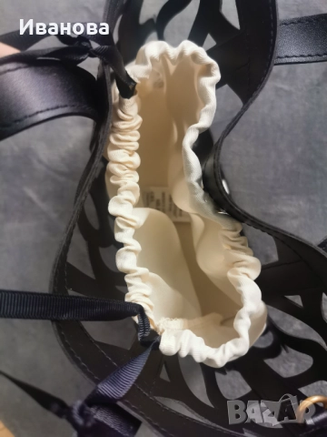 Дамска кожена чанта с дантелен ефект, снимка 2 - Чанти - 52105872