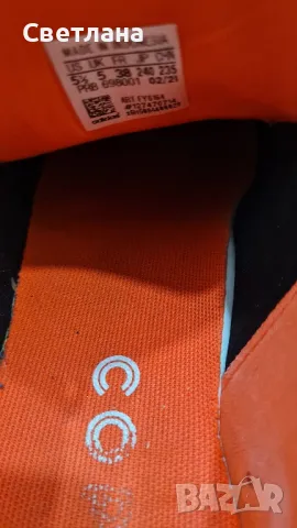 Бутонки Adidas , снимка 2 - Детски маратонки - 47368211