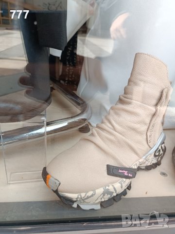 обувки , снимка 2 - Дамски ежедневни обувки - 43988490