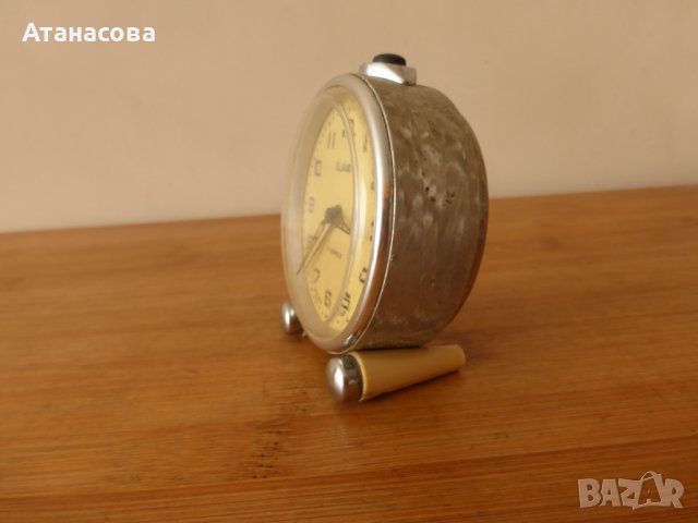 Будилник Слава с 2 крачета часовник, снимка 6 - Антикварни и старинни предмети - 43051530