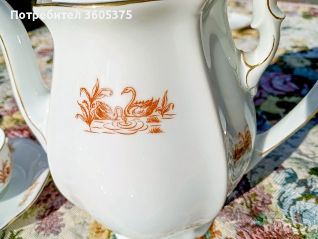 Стар порцеланов сервиз за кафе от Bohemia Чехословакия , снимка 4 - Други ценни предмети - 53101150