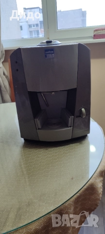 Lavazza кафе машина с капсули, снимка 3 - Кафемашини - 52295194