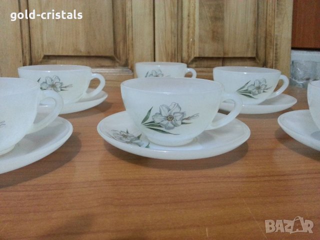 Френски аркопал чаши за кафе, снимка 2 - Антикварни и старинни предмети - 34949349