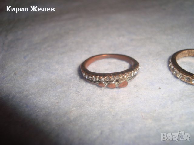 ДВЕ СТАРИ КРИСТАЛНИ МЕДНИ РЕТРО СТИЛ ПРЪСТЕНЧЕТА 27676, снимка 4 - Пръстени - 37473011