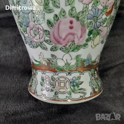 Китайска порцеланова ваза, снимка 10 - Антикварни и старинни предмети - 47565780