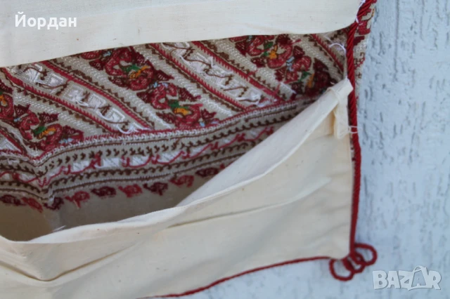 Възглавница с бродерия на ленена панама, снимка 13 - Антикварни и старинни предмети - 50565566