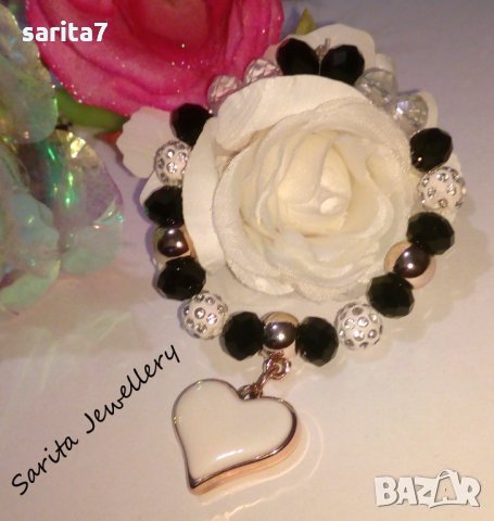 Романтична гривна с бяло сърце, снимка 3 - Гривни - 26019084