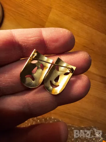 Старинна бронзова театрална брошка сълза и смях..защото просто животът е сълза и смях, снимка 3 - Други ценни предмети - 49786455