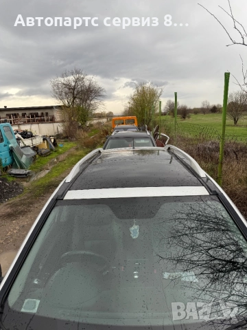 На части Kia Sorento 2.2 crdi 2011година, снимка 4 - Автомобили и джипове - 52989572