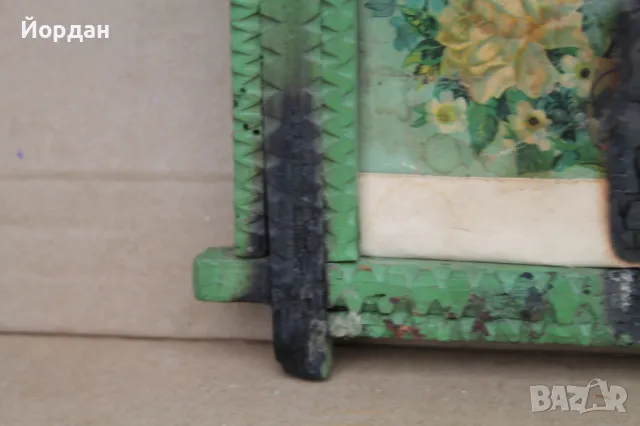 Стара примитивна рамка с Икона, снимка 6 - Антикварни и старинни предмети - 47957313