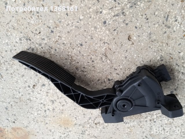 Педал за газта за автоматик.Опел Вектра С 2008г , снимка 2 - Части - 26715114