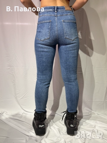 Оригинални дънки ONLY, Размер S, Нови, снимка 2 - Дънки - 52656336