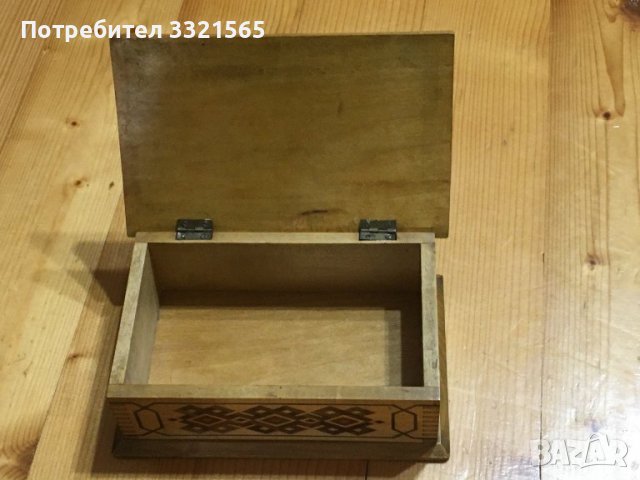 Дървени кутии, снимка 12 - Антикварни и старинни предмети - 39721280