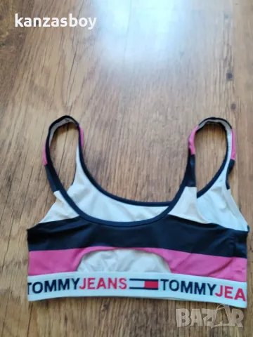 tommy hilfiger sport bra - страхотно дамско бюстие XS, снимка 4 - Корсети, бюстиета, топове - 50271477