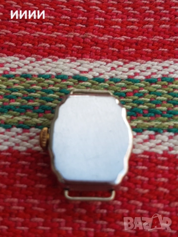 Часовник Заря , снимка 2 - Антикварни и старинни предмети - 52224205