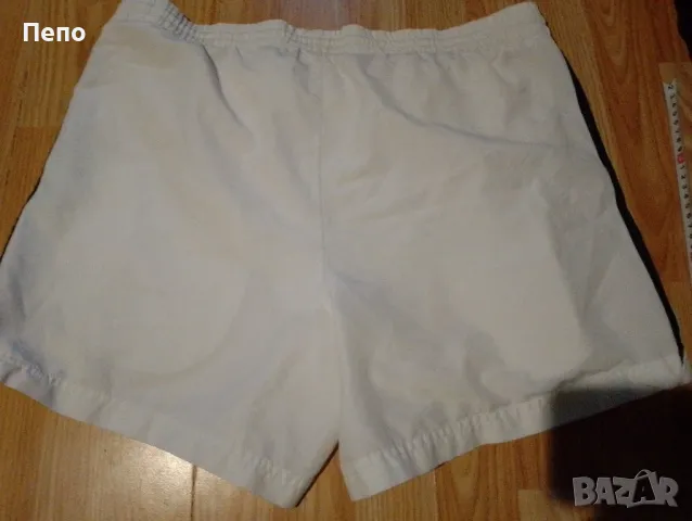 Гащи Adidas , снимка 3 - Къси панталони - 50245187