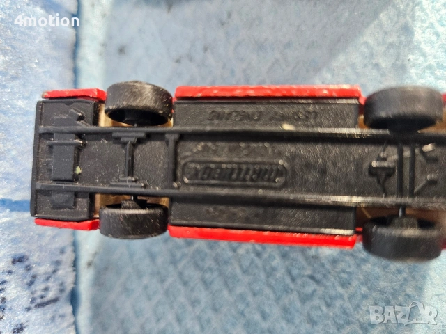 Играчки, maxbox и др., снимка 12 - Коли, камиони, мотори, писти - 53519621