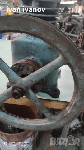 Компресор  Български , снимка 17 - Хладилни витрини и фризери - 37779775