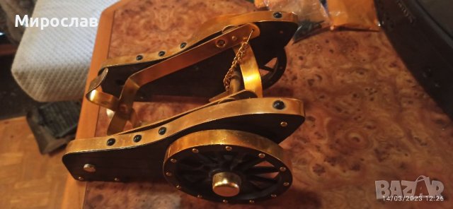 Стойка за  бутилка 